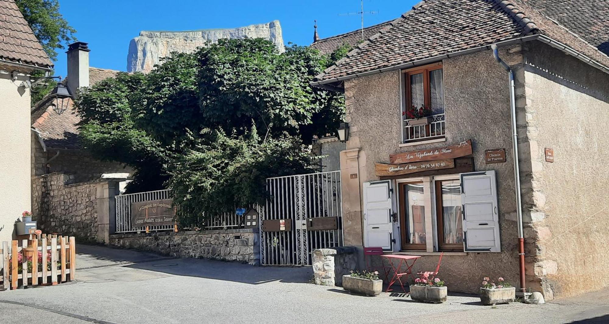 Les Vagabonds Du Mont Bed & Breakfast Chichilianne Dış mekan fotoğraf
