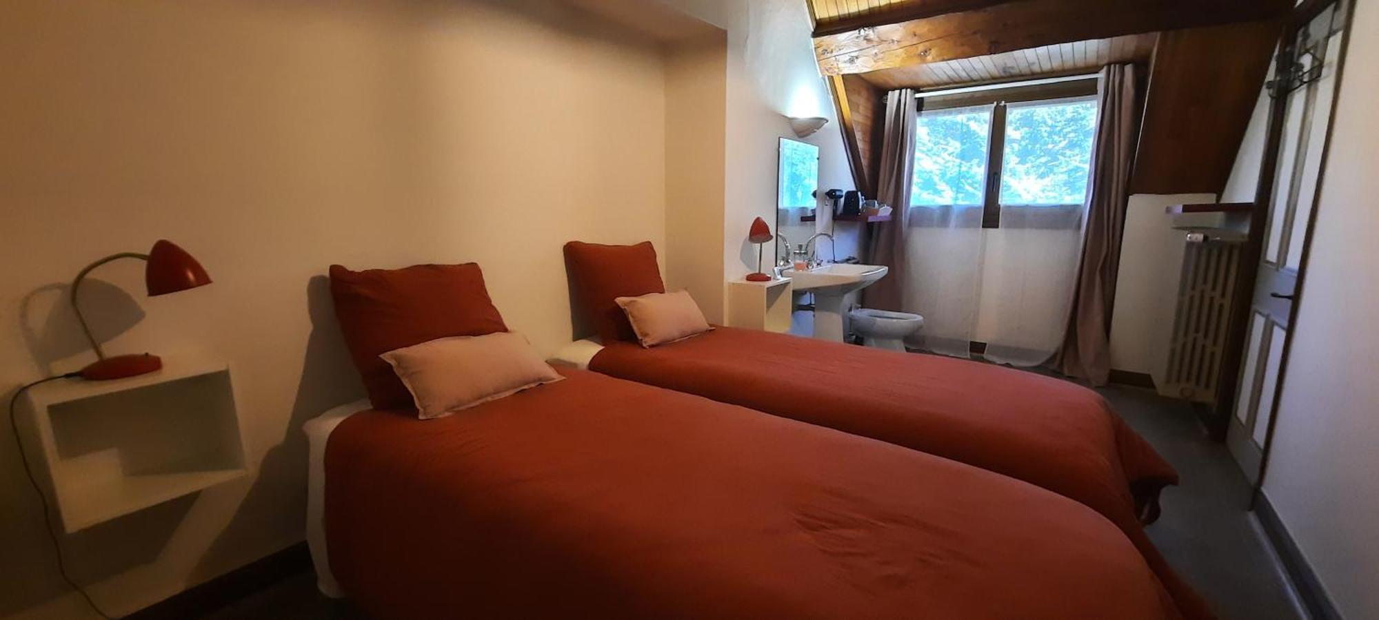 Les Vagabonds Du Mont Bed & Breakfast Chichilianne Dış mekan fotoğraf